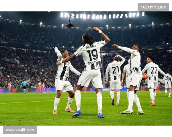 尤文图斯在小组赛中以3-0大胜曼联 强势开启欧冠征程